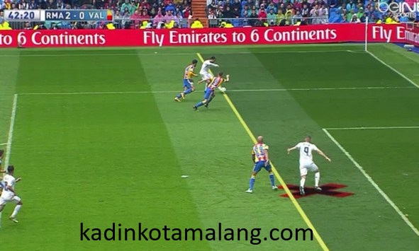 Apa Itu Offside Sepak Bola